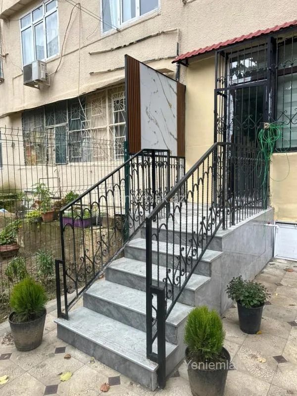 Satılır 3 otaqlı köhnə tikili 85 m²