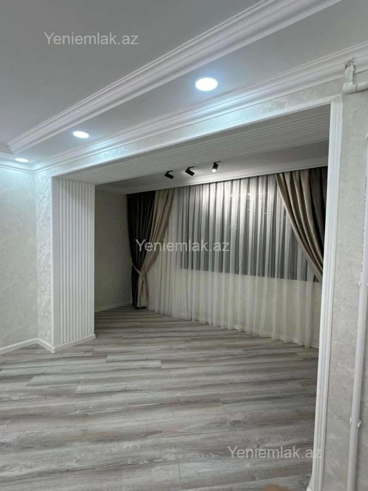 Satılır 3 otaqlı köhnə tikili 85 m²