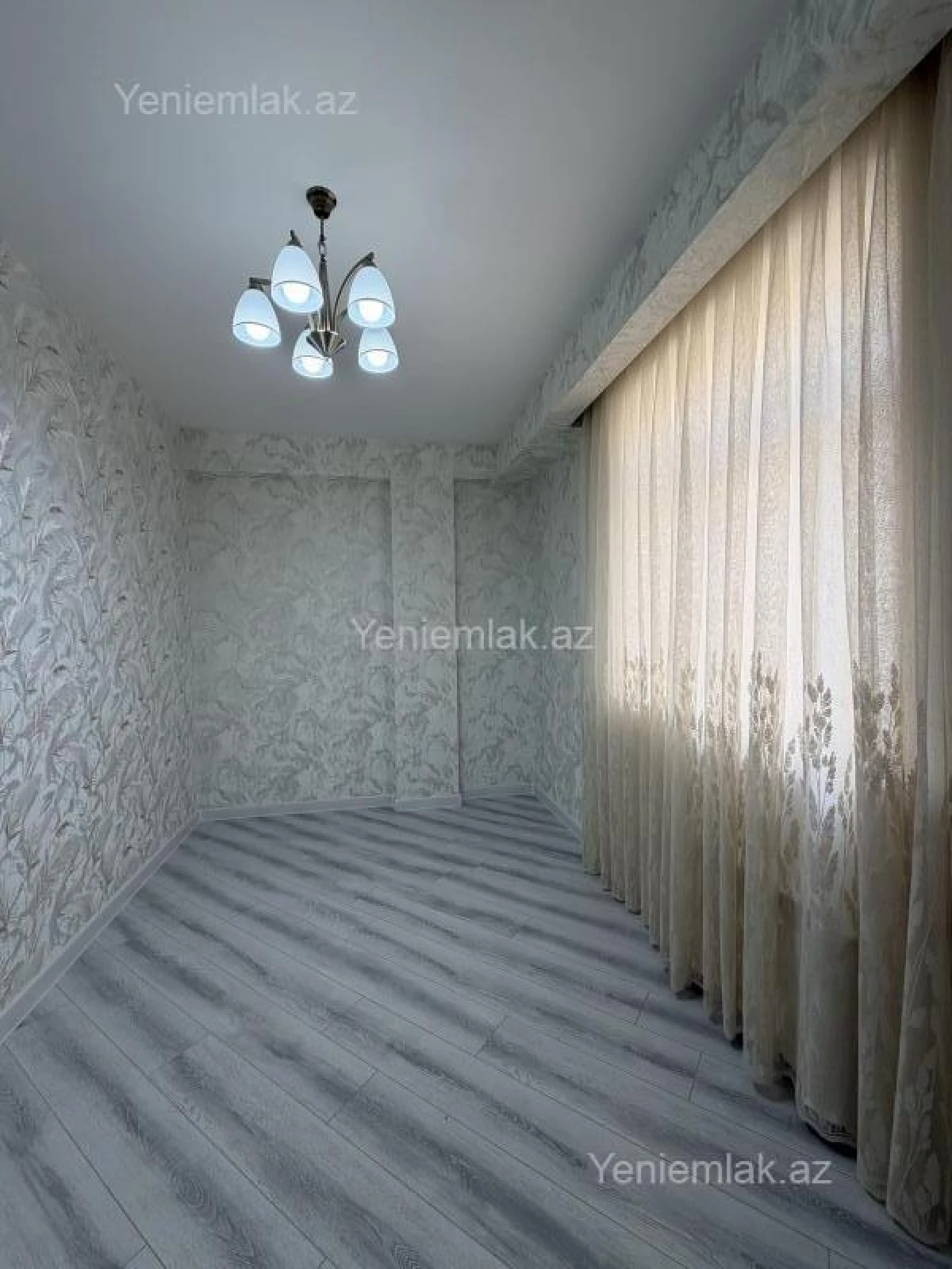 Satılır 3 otaqlı yeni tikili 65 m²