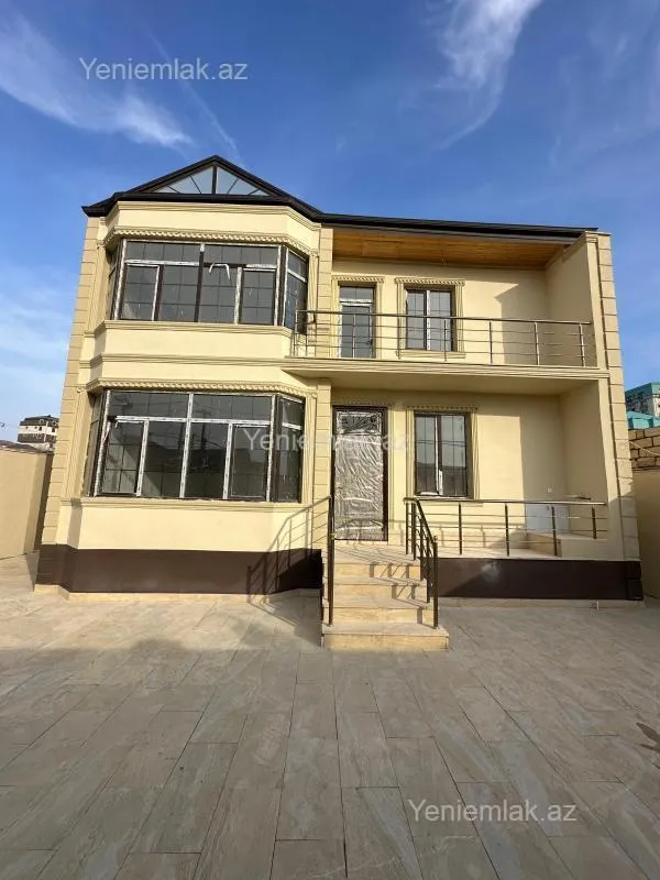 Satılır 4 otaqlı həyət evi 140 m²