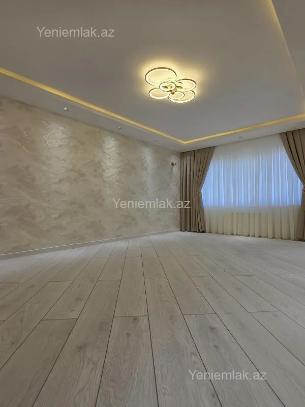 Satılır 2 otaqlı köhnə tikili 65 m²