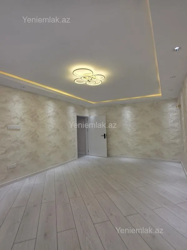 Satılır 2 otaqlı köhnə tikili 65 m²