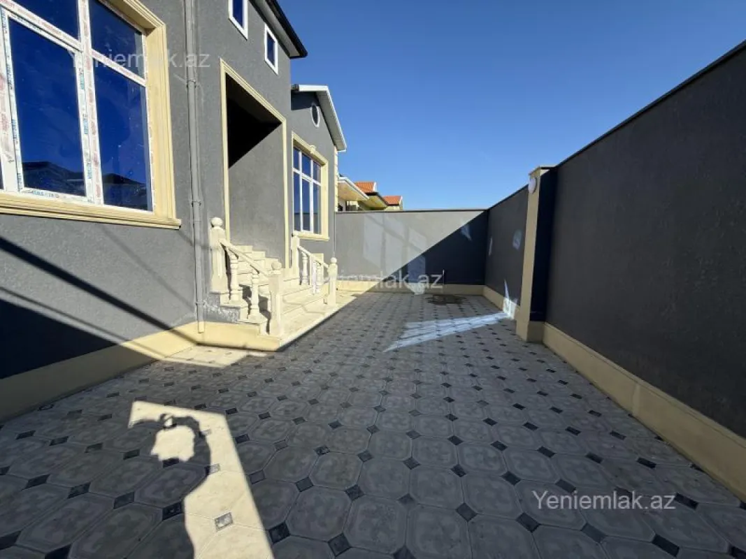 Satılır 4 otaqlı həyət evi 120 m²