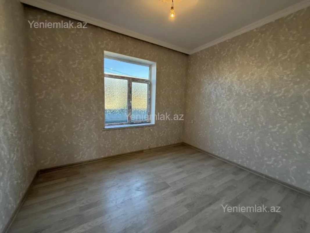 Satılır 4 otaqlı həyət evi 120 m²