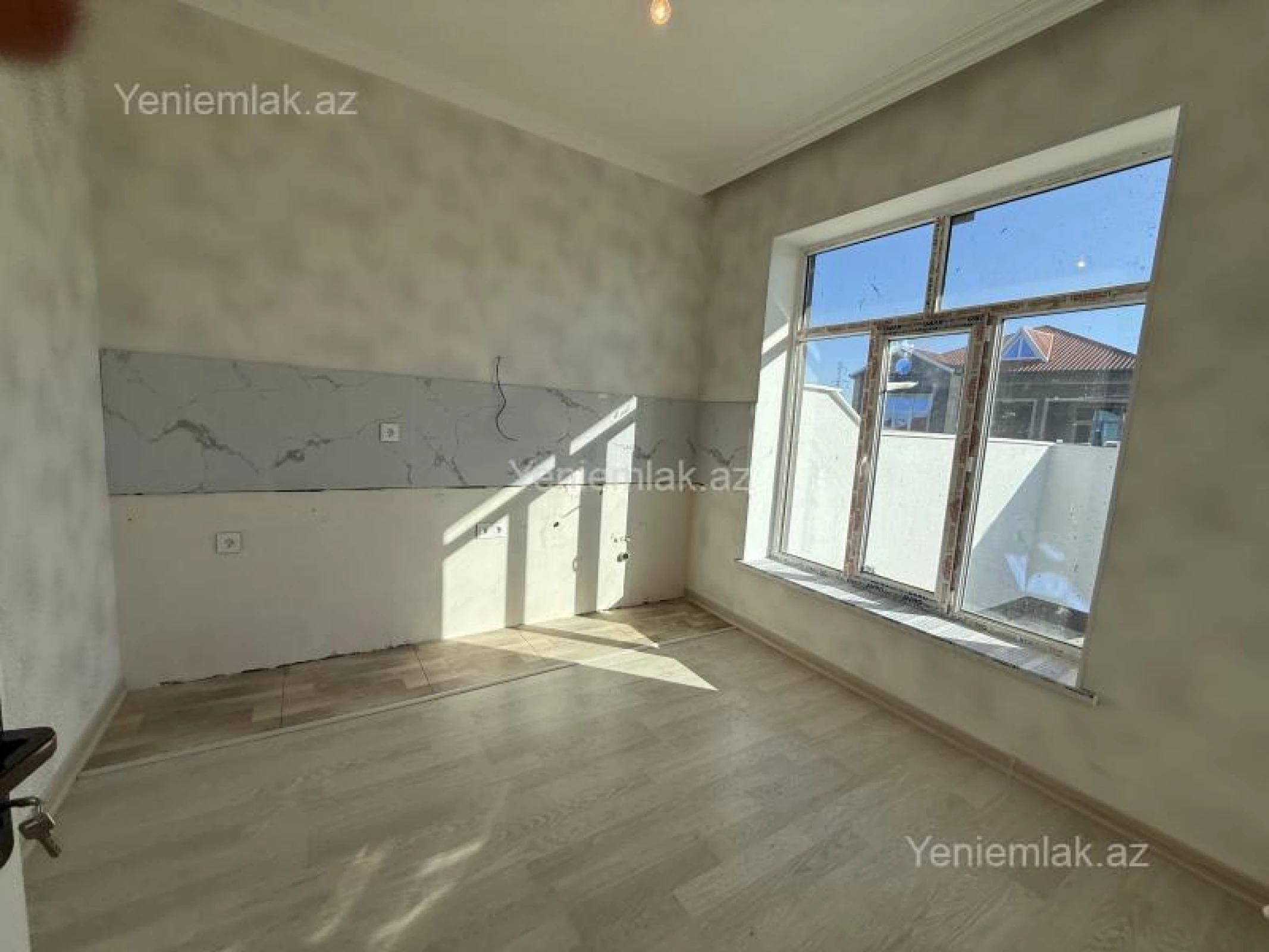 Satılır 3 otaqlı həyət evi 100 m²