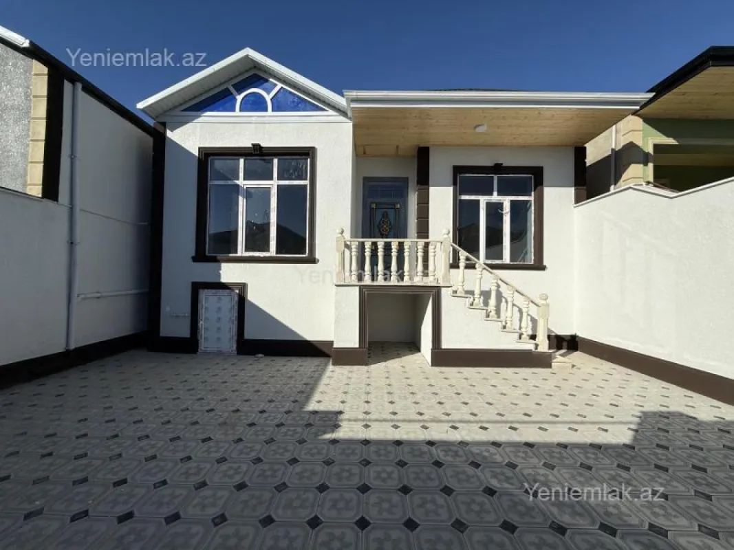 Satılır 3 otaqlı həyət evi 100 m²