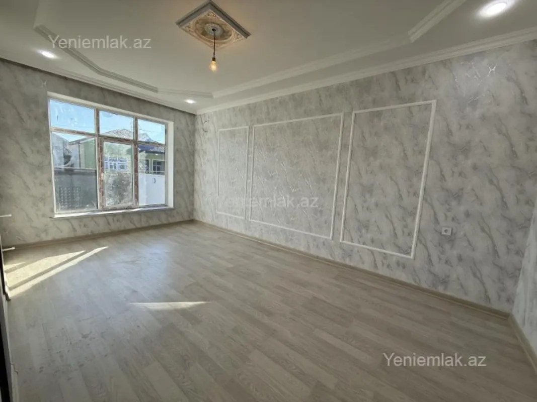 Satılır 3 otaqlı həyət evi 100 m²