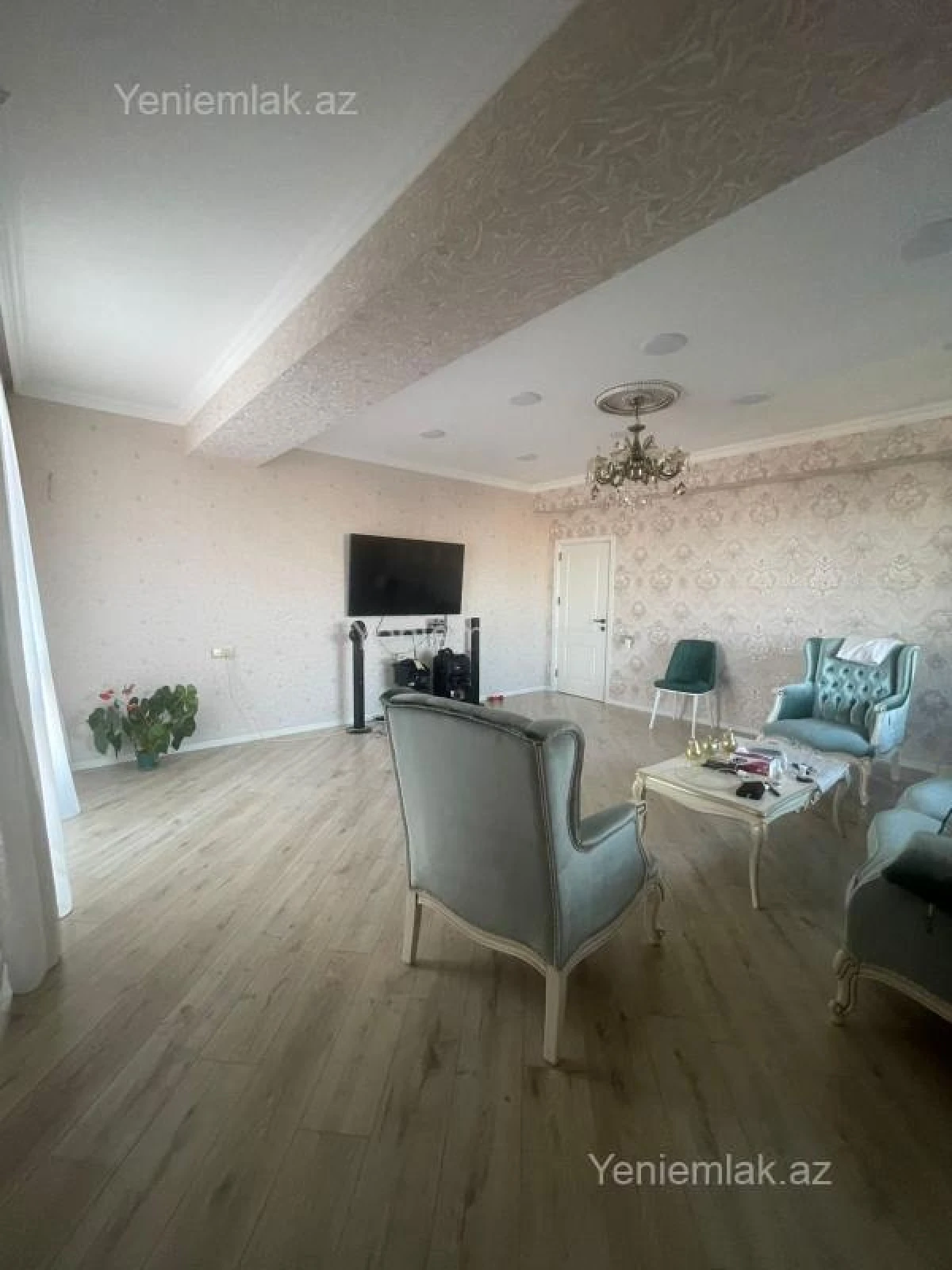 Satılır 4 otaqlı yeni tikili 140 m²