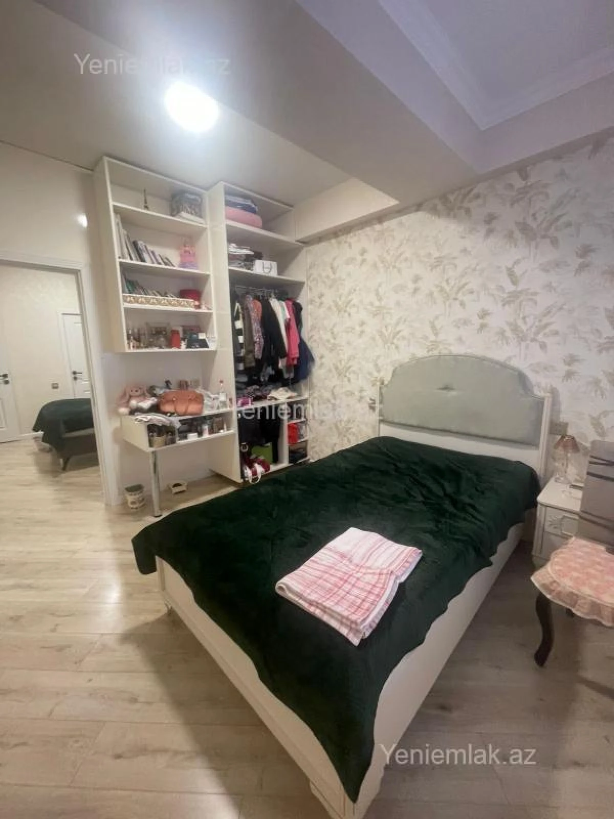 Satılır 4 otaqlı yeni tikili 140 m²