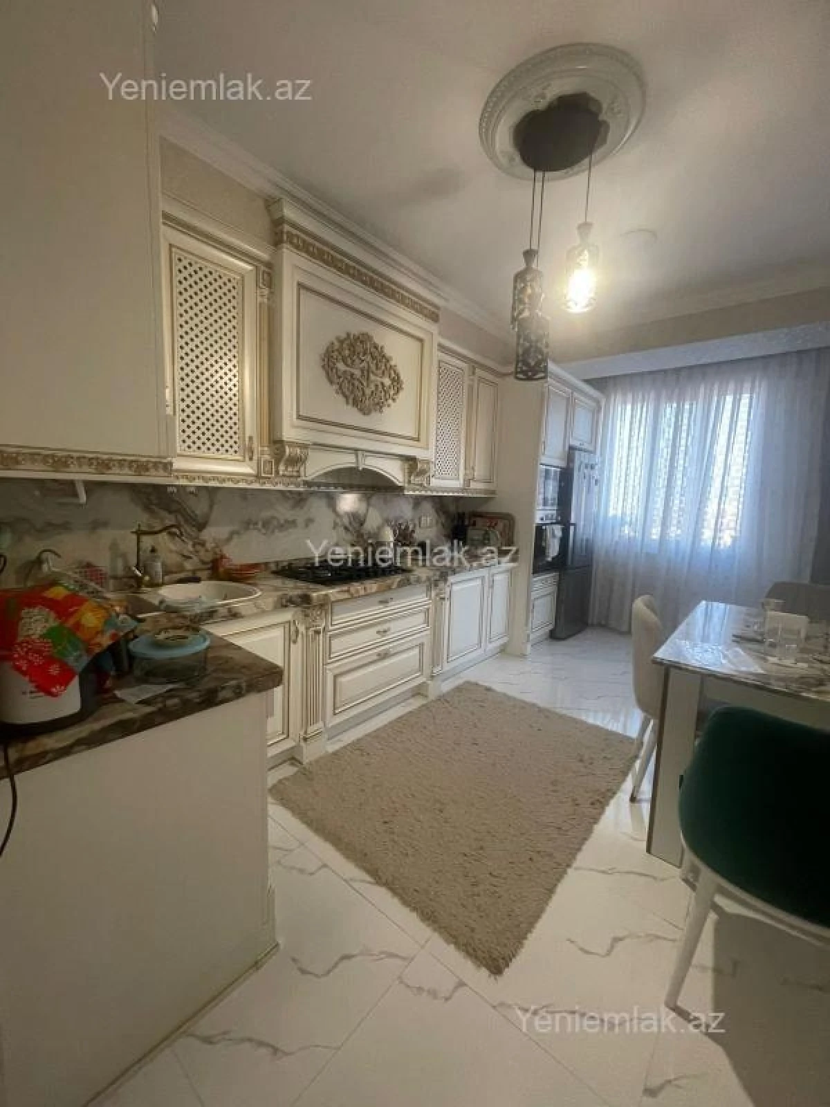 Satılır 4 otaqlı yeni tikili 140 m²
