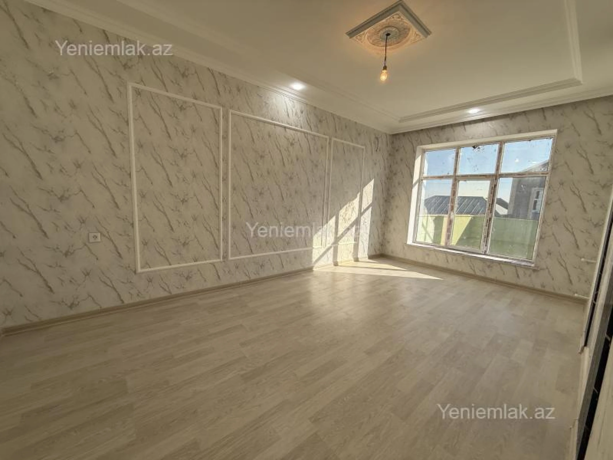 Satılır 3 otaqlı həyət evi 100 m²