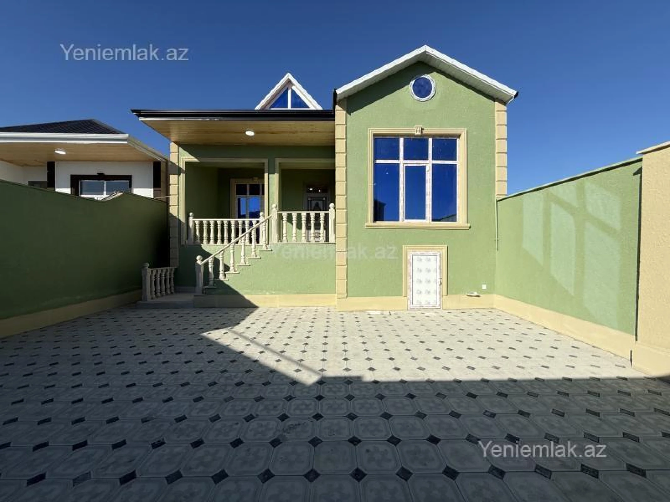 Satılır 3 otaqlı həyət evi 100 m²