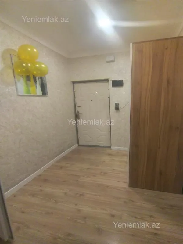 Satılır 3 otaqlı köhnə tikili 90 m²