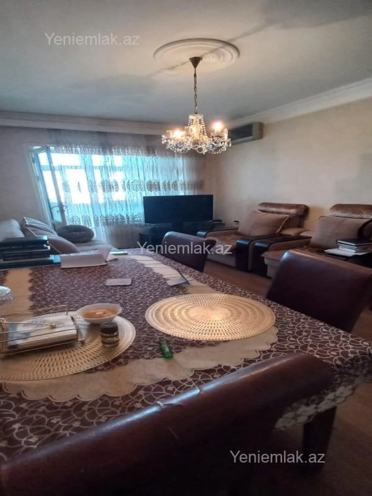 Satılır 3 otaqlı köhnə tikili 90 m²