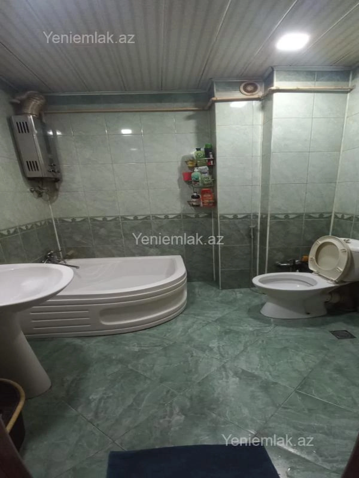 Satılır 3 otaqlı köhnə tikili 90 m²