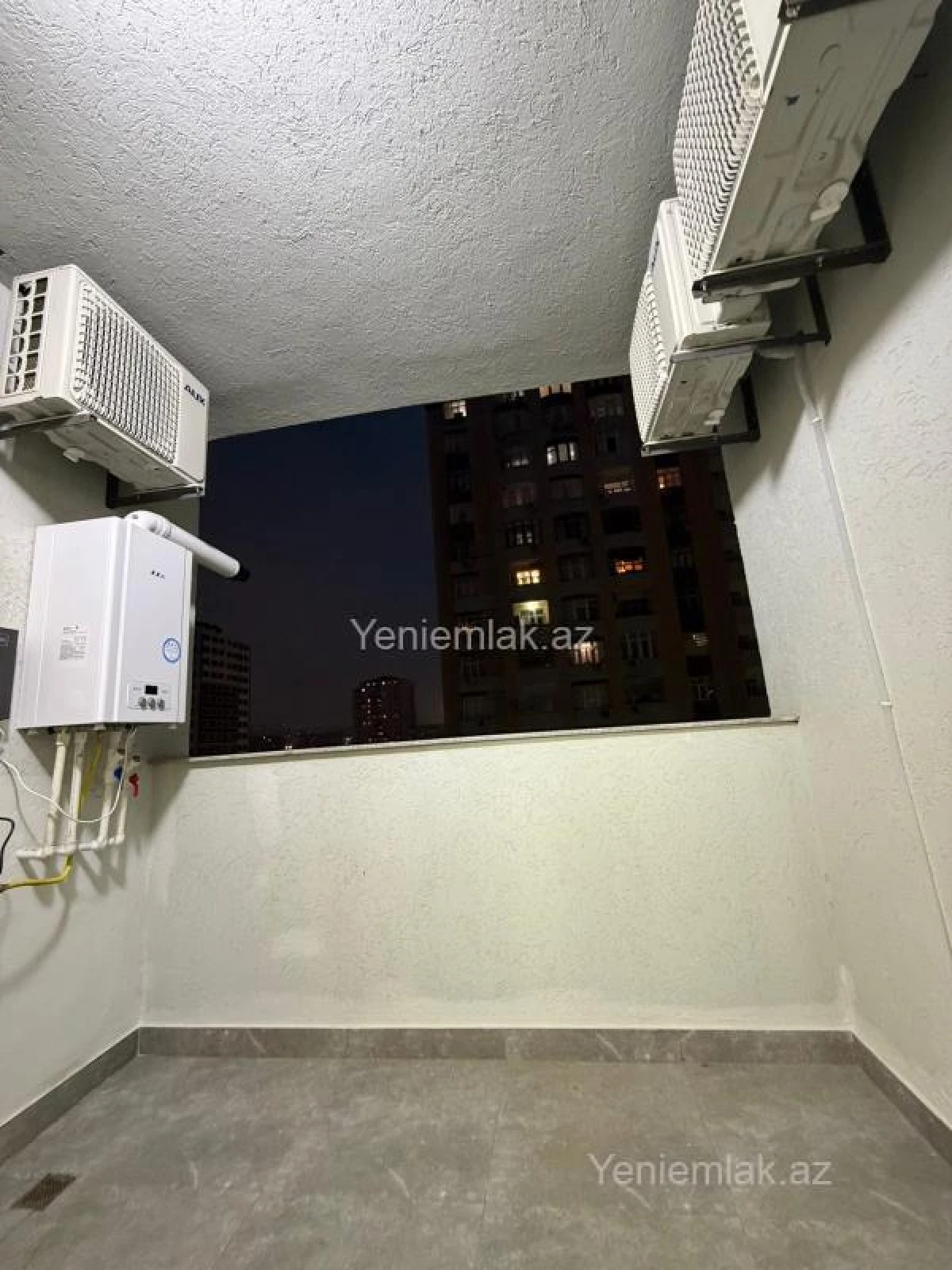 Satılır 2 otaqlı yeni tikili 88 m²