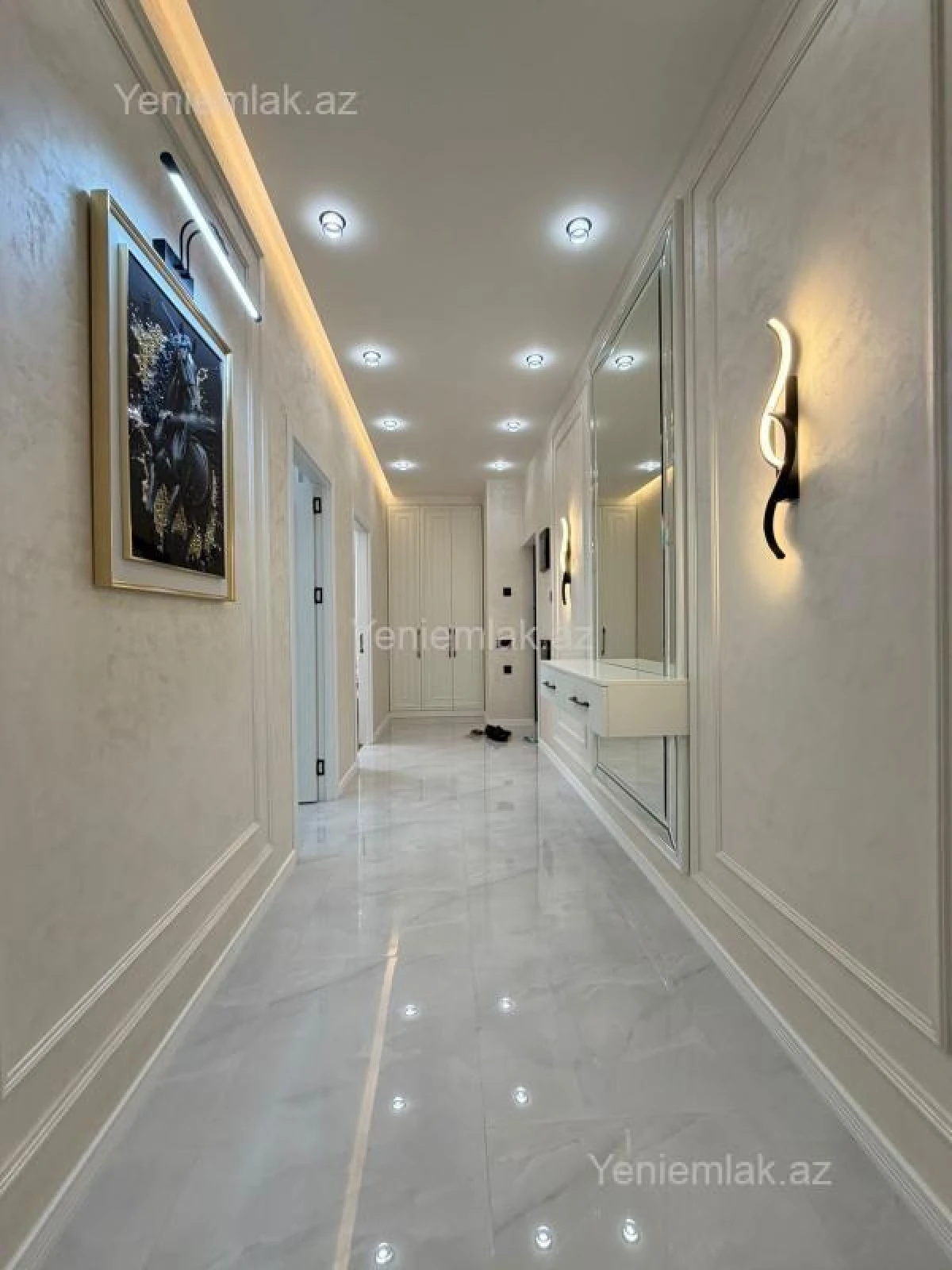 Satılır 2 otaqlı yeni tikili 88 m²