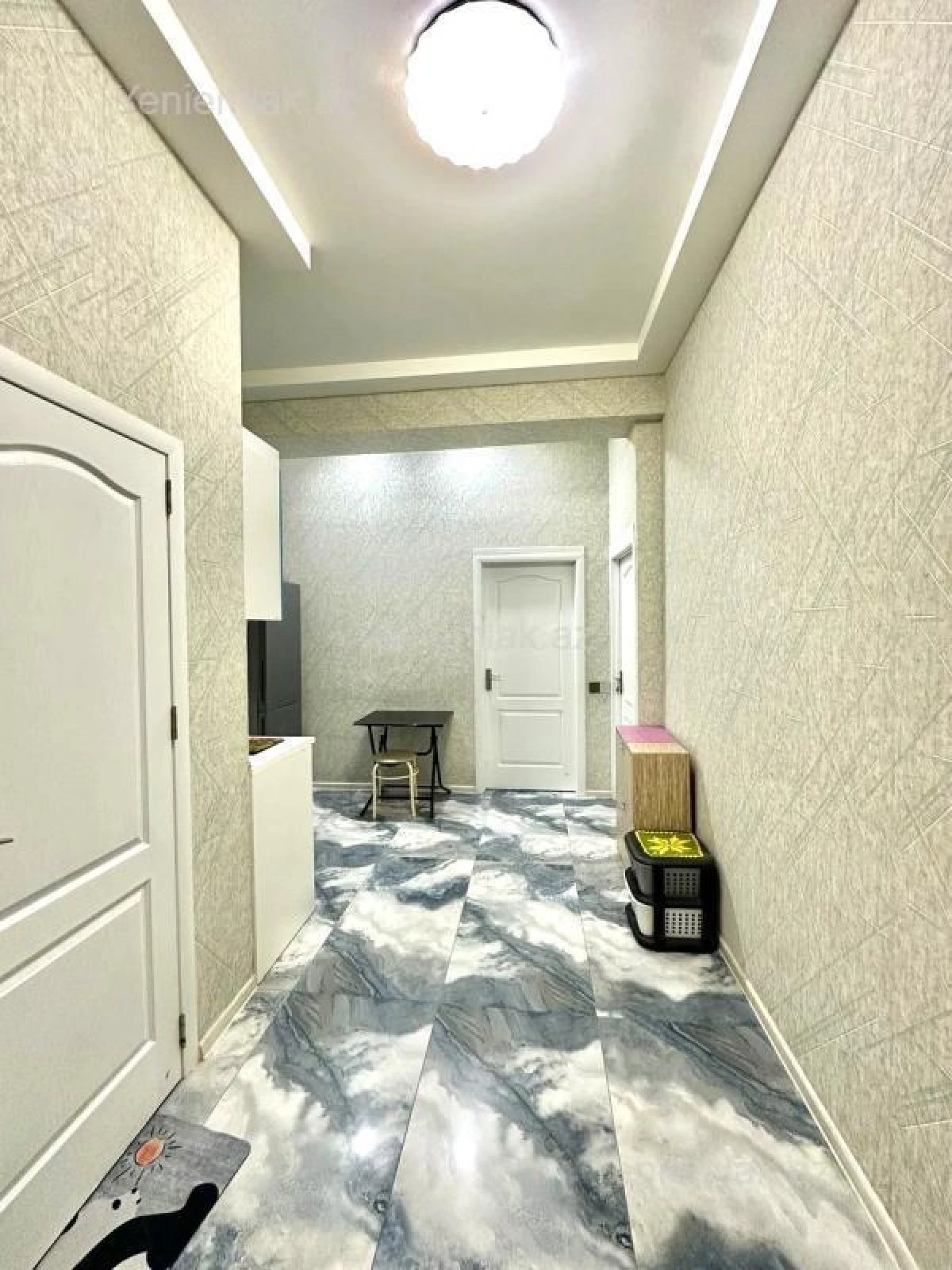 Satılır 2 otaqlı yeni tikili 72 m²