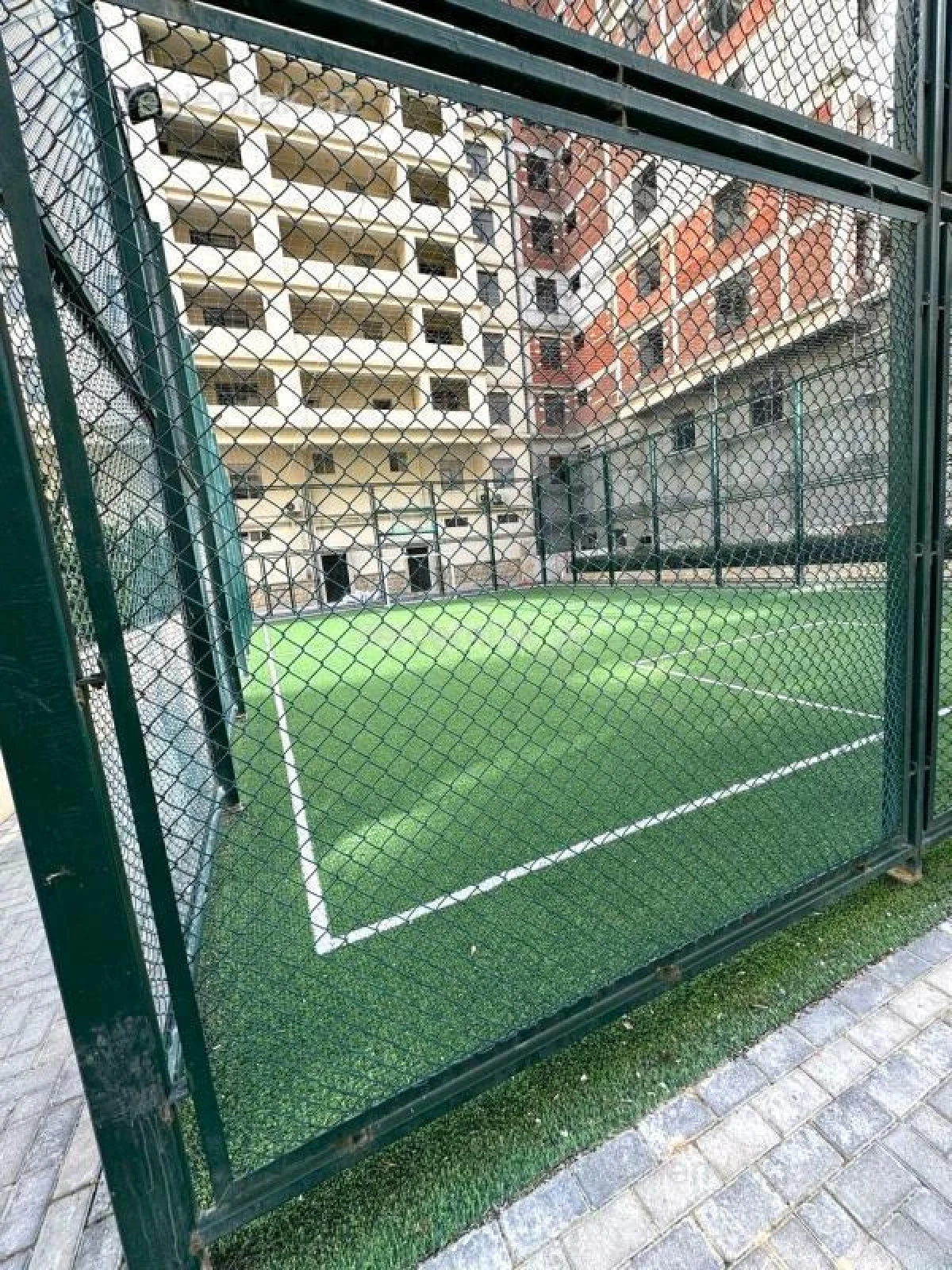 Satılır 2 otaqlı yeni tikili 72 m²