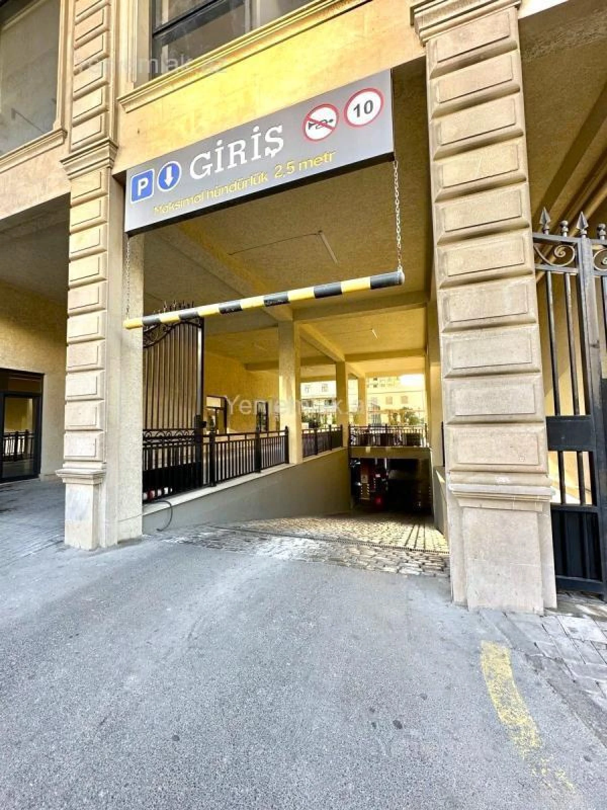 Satılır 2 otaqlı yeni tikili 72 m²