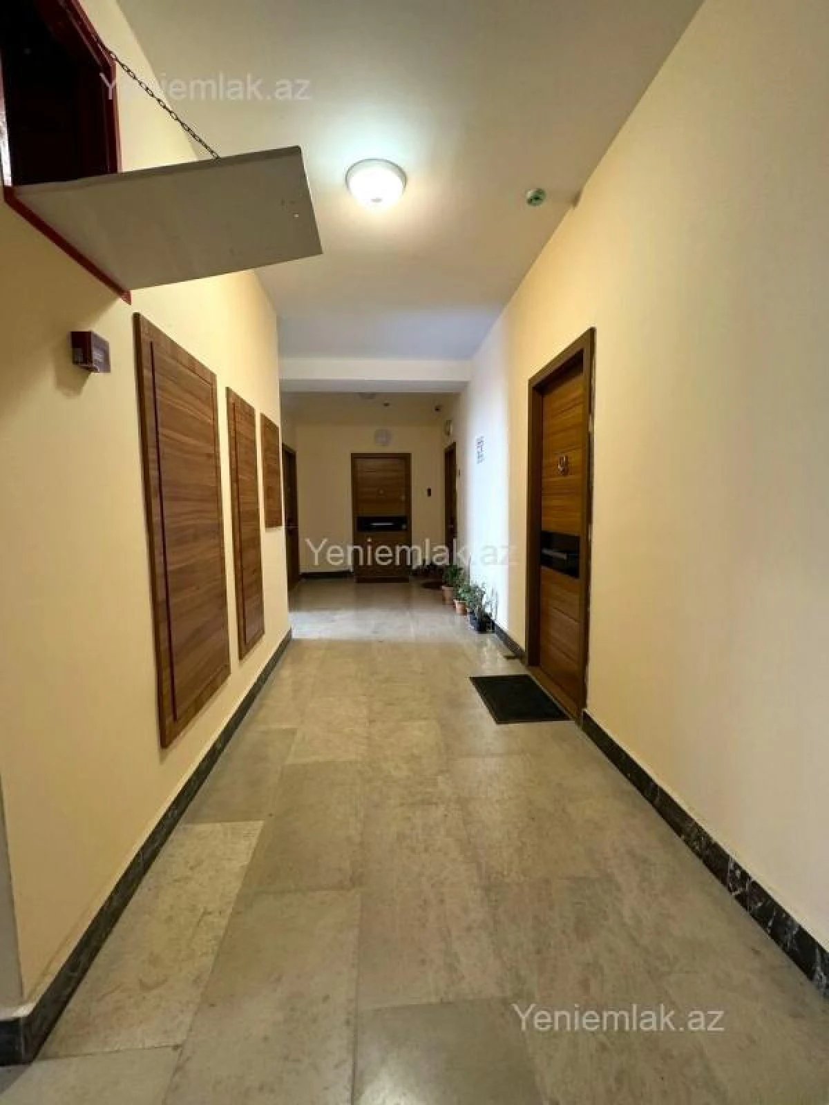 Satılır 2 otaqlı yeni tikili 72 m²