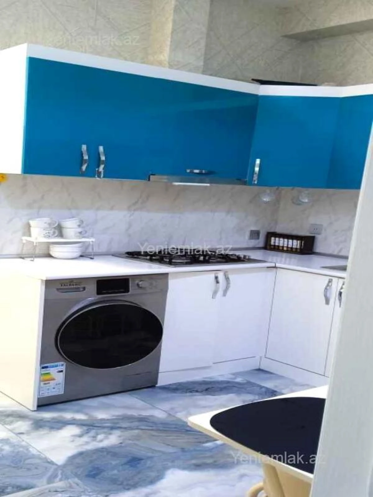 Satılır 2 otaqlı yeni tikili 72 m²