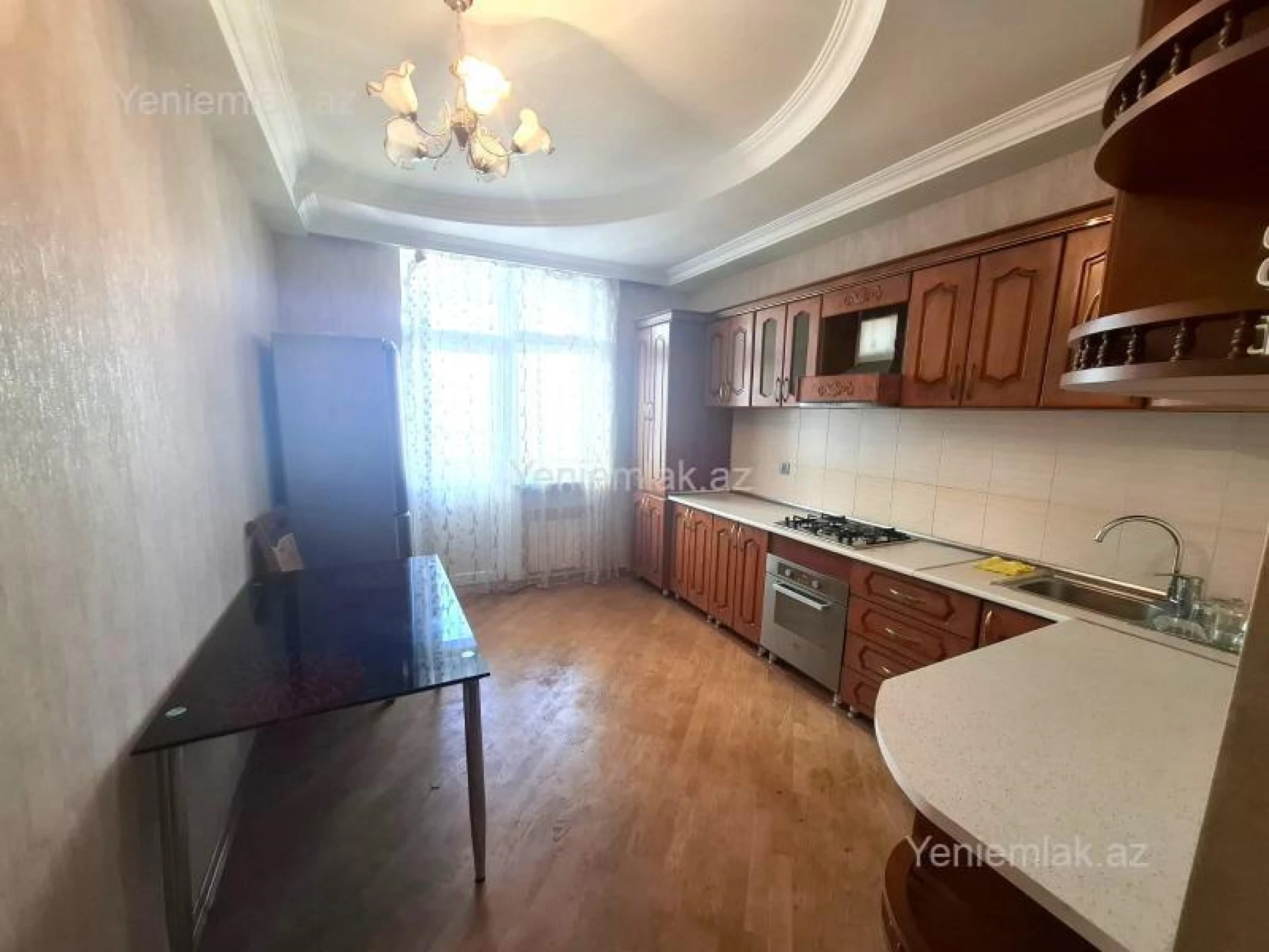 Satılır 4 otaqlı yeni tikili 150 m²