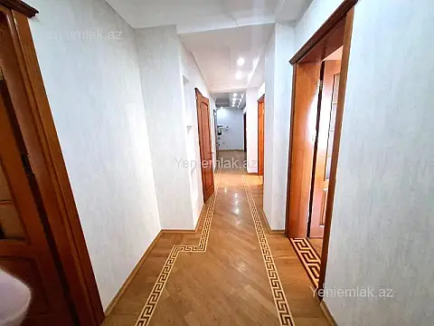 Satılır 4 otaqlı yeni tikili 150 m²