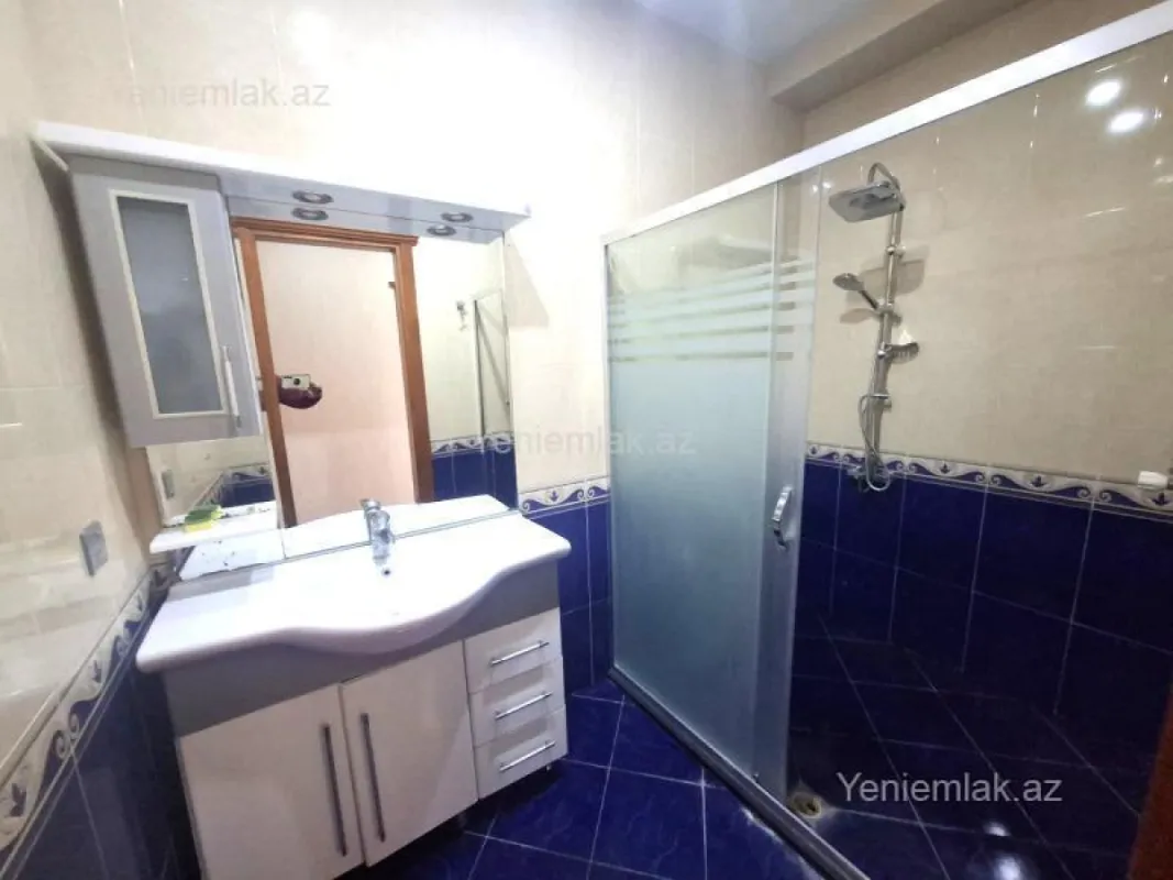 Satılır 4 otaqlı yeni tikili 150 m²