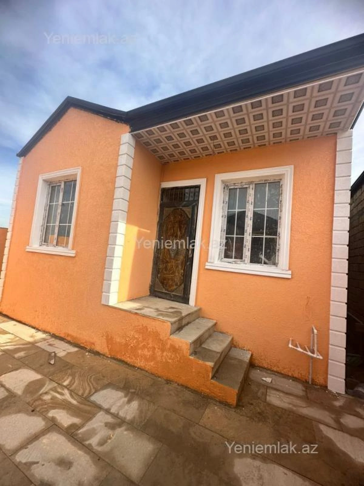 Satılır 2 otaqlı həyət evi 50 m²