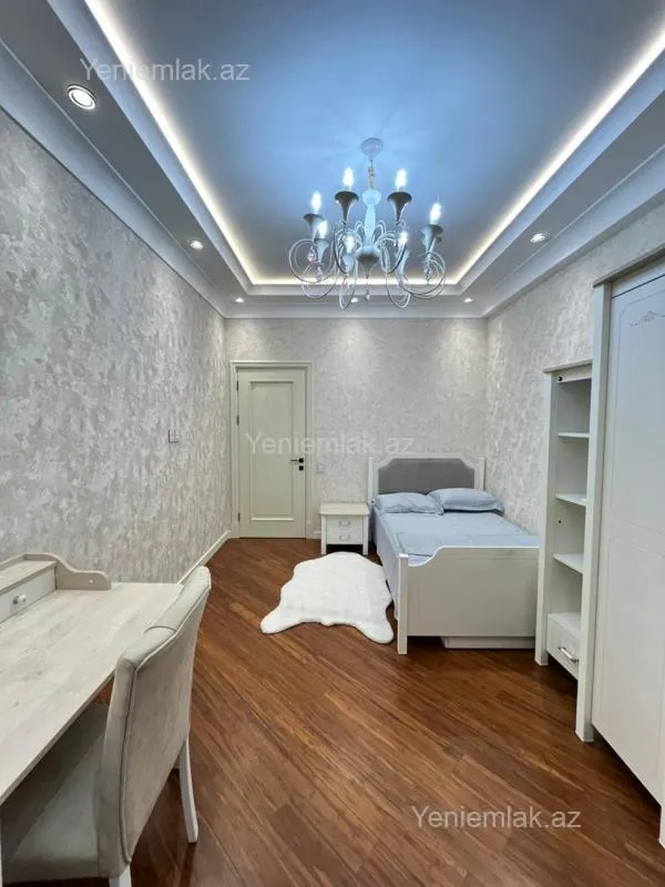 Satılır 4 otaqlı yeni tikili 191 m²
