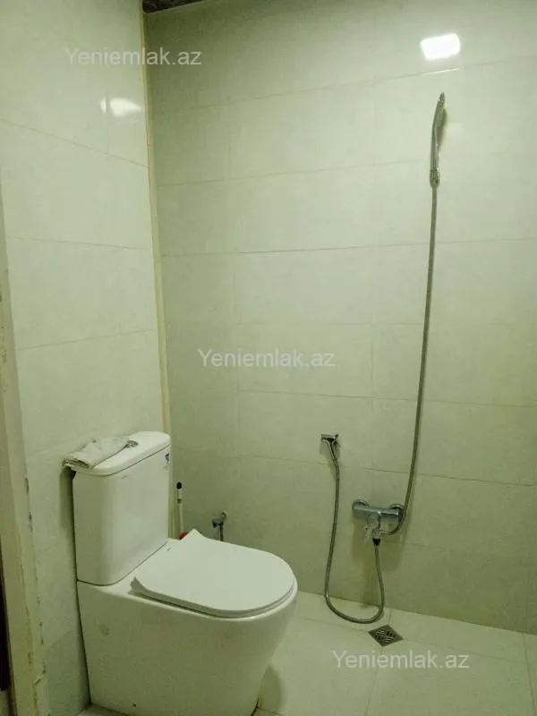 Satılır 3 otaqlı yeni tikili 132 m²