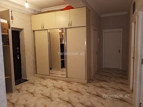 Satılır 3 otaqlı yeni tikili 132 m²