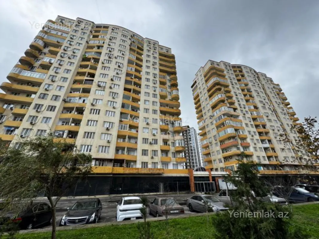 Satılır 2 otaqlı yeni tikili 70 m²