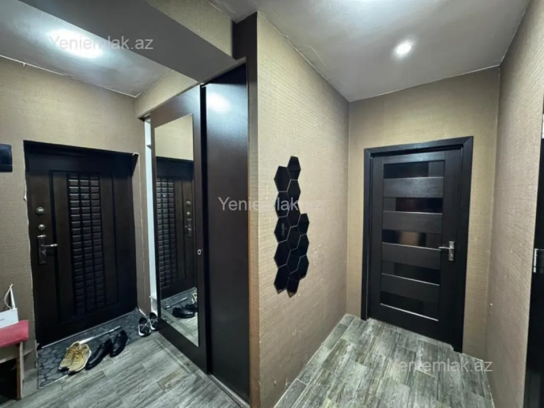 Satılır 2 otaqlı yeni tikili 70 m²