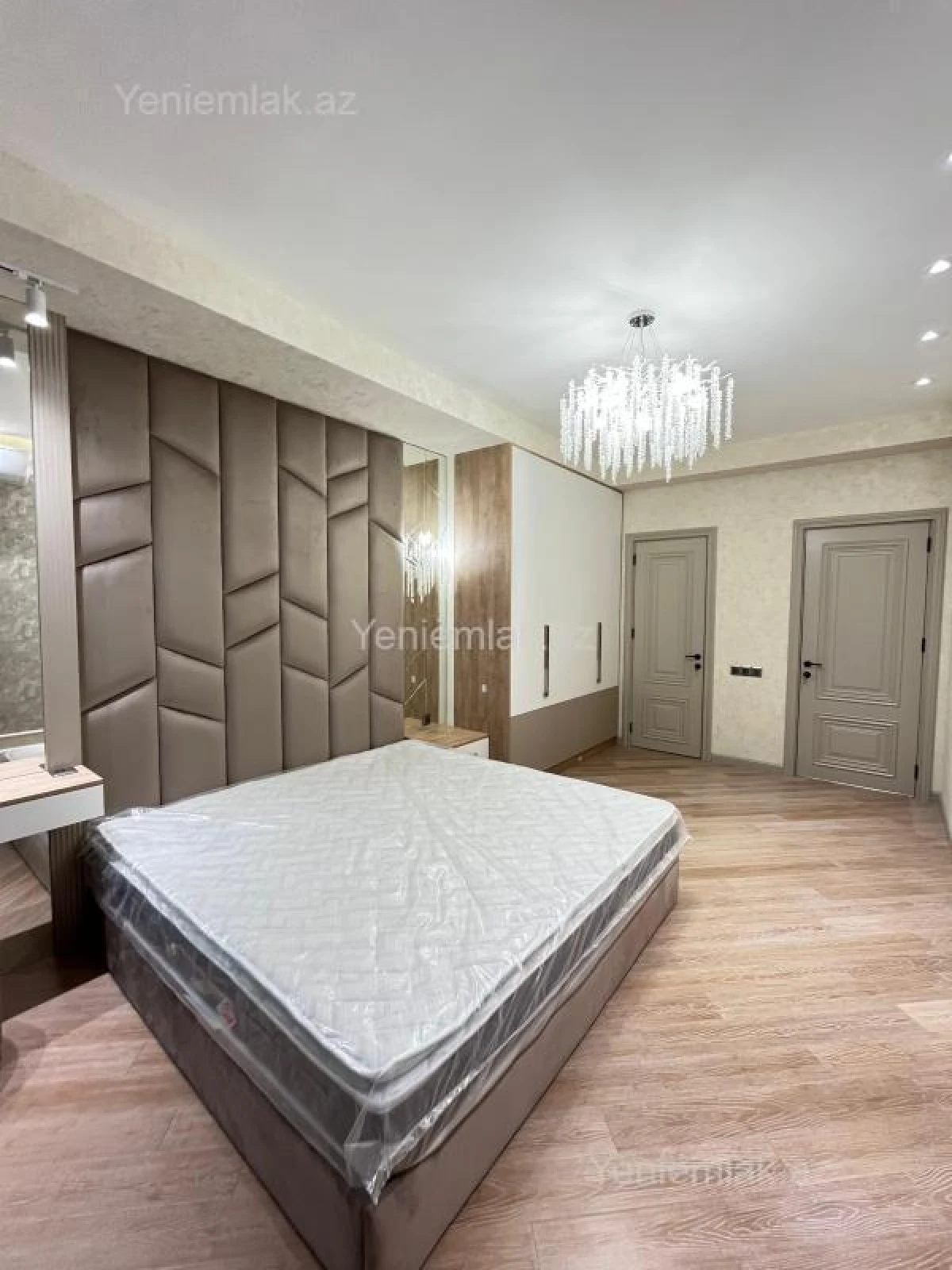 Satılır 3 otaqlı yeni tikili 141 m²