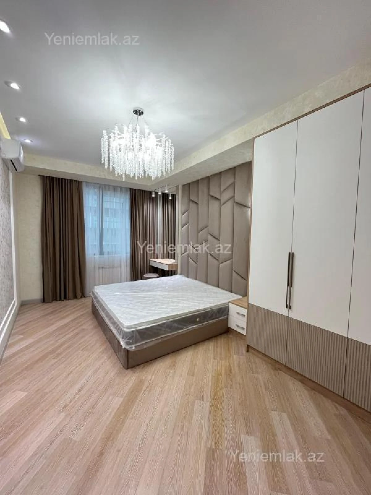 Satılır 3 otaqlı yeni tikili 141 m²