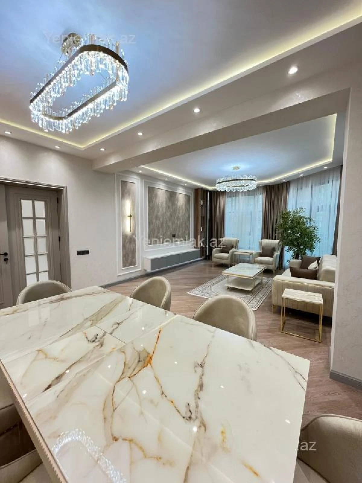 Satılır 3 otaqlı yeni tikili 141 m²