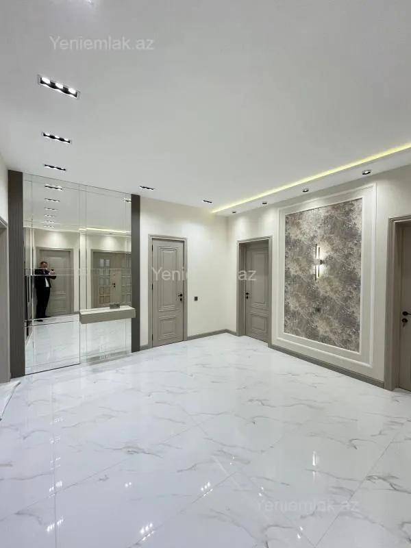 Satılır 3 otaqlı yeni tikili 141 m²