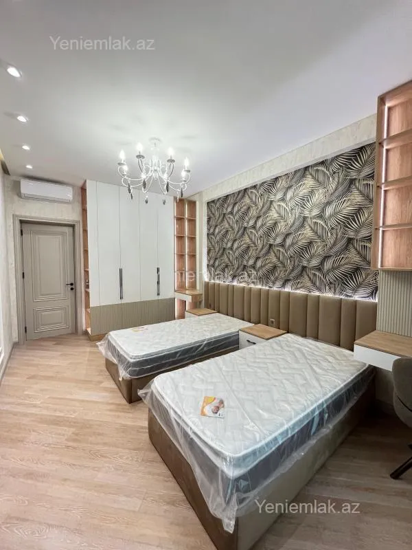 Satılır 3 otaqlı yeni tikili 141 m²