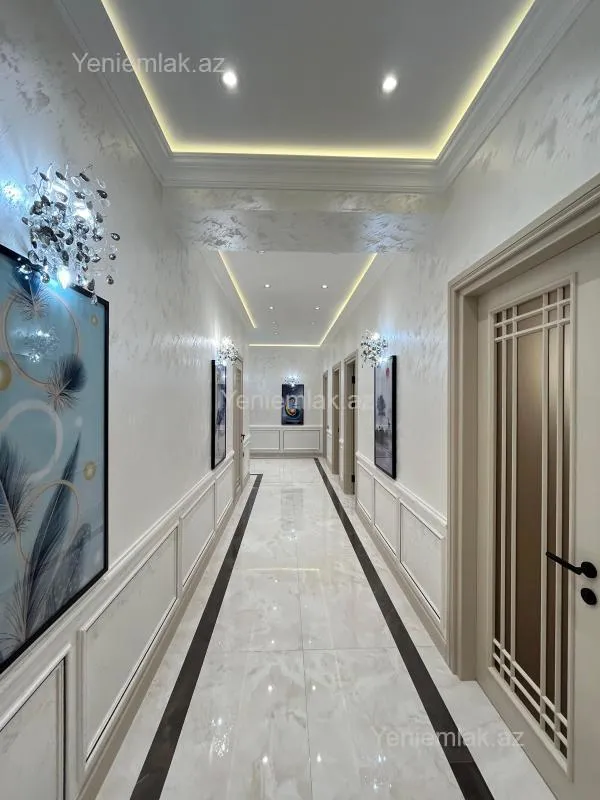 Satılır 3 otaqlı yeni tikili 155 m²