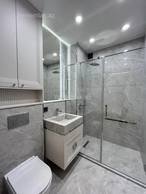 Satılır 3 otaqlı yeni tikili 155 m²