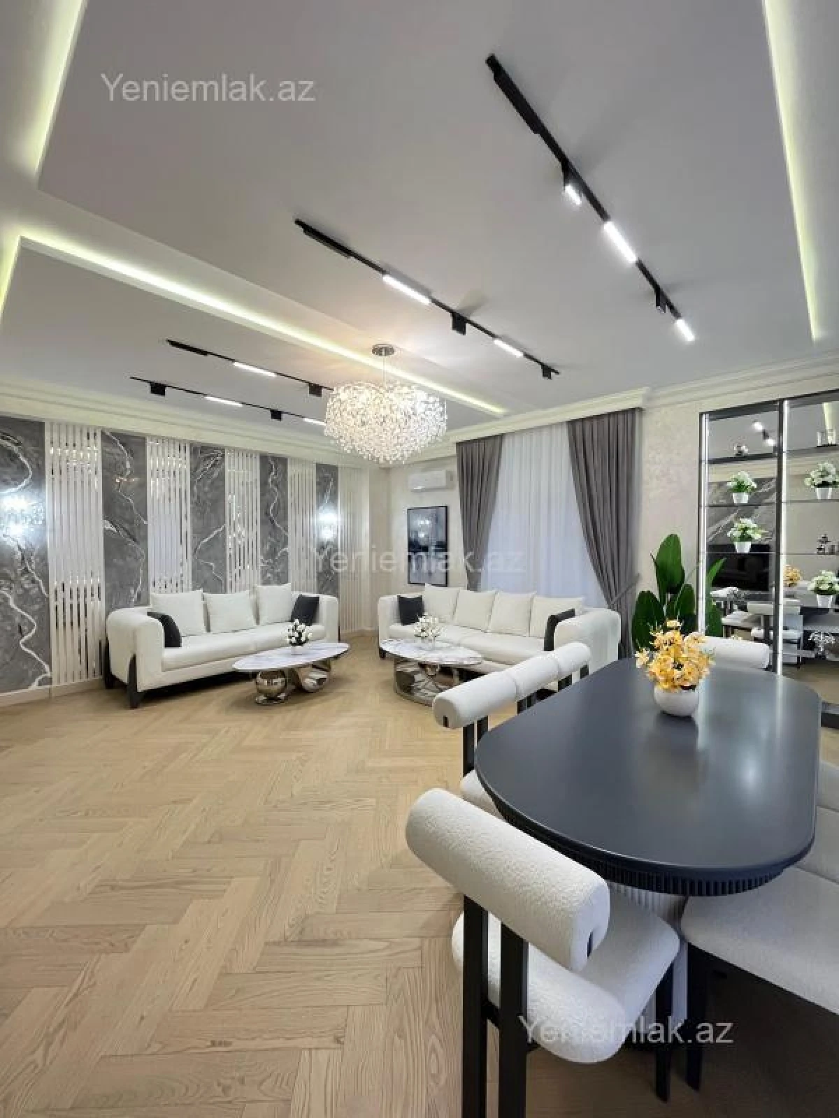 Satılır 3 otaqlı yeni tikili 155 m²