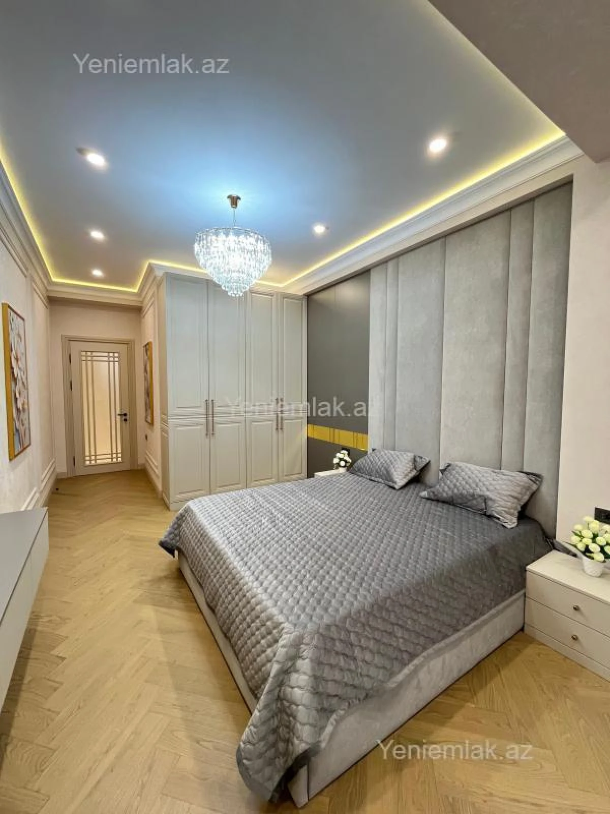 Satılır 3 otaqlı yeni tikili 155 m²