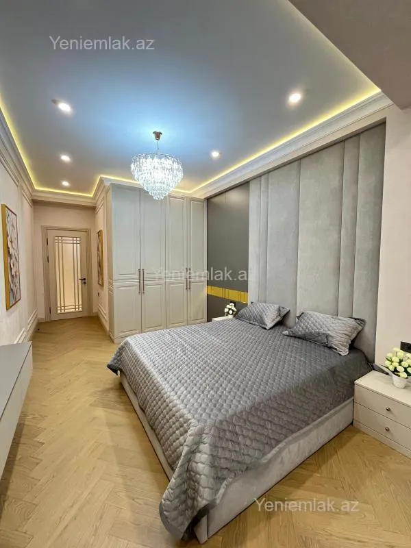 Satılır 3 otaqlı yeni tikili 155 m²