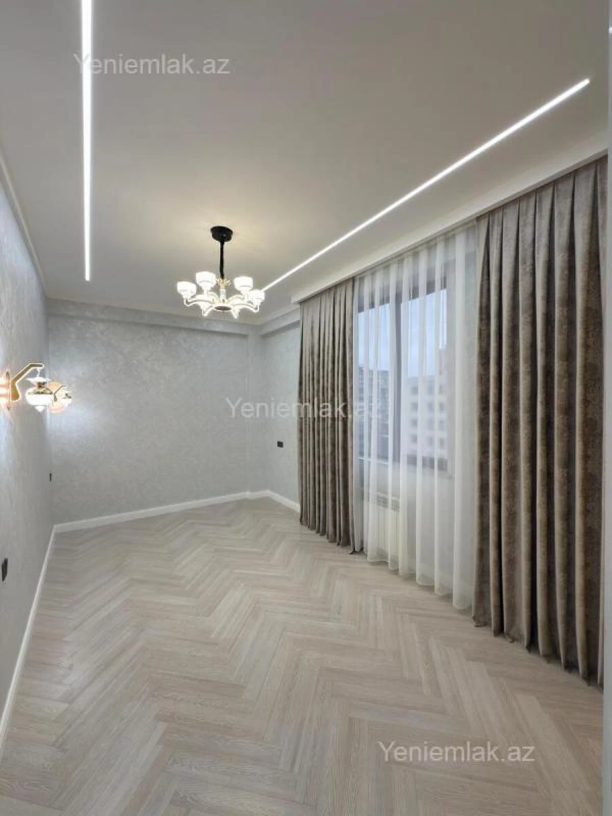 Satılır 4 otaqlı yeni tikili 160 m²