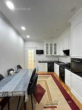 Satılır 3 otaqlı yeni tikili 140 m²