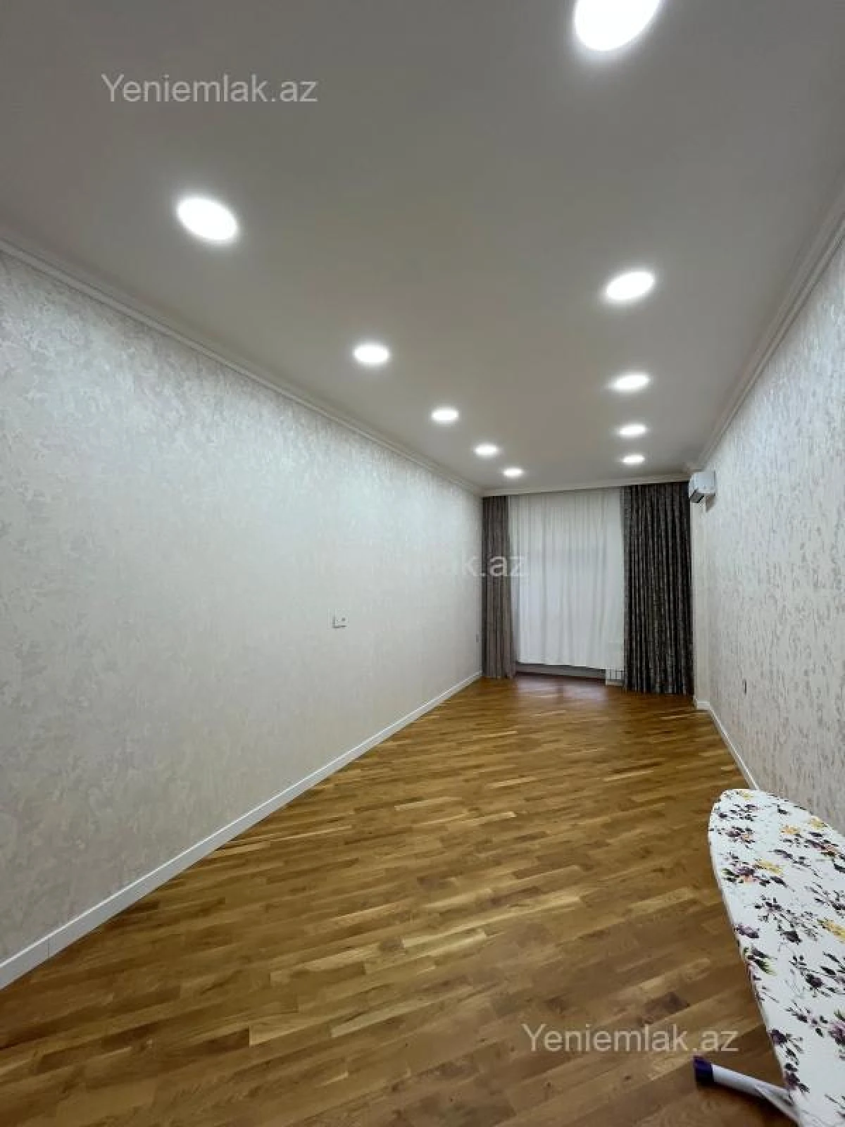 Satılır 3 otaqlı yeni tikili 140 m²