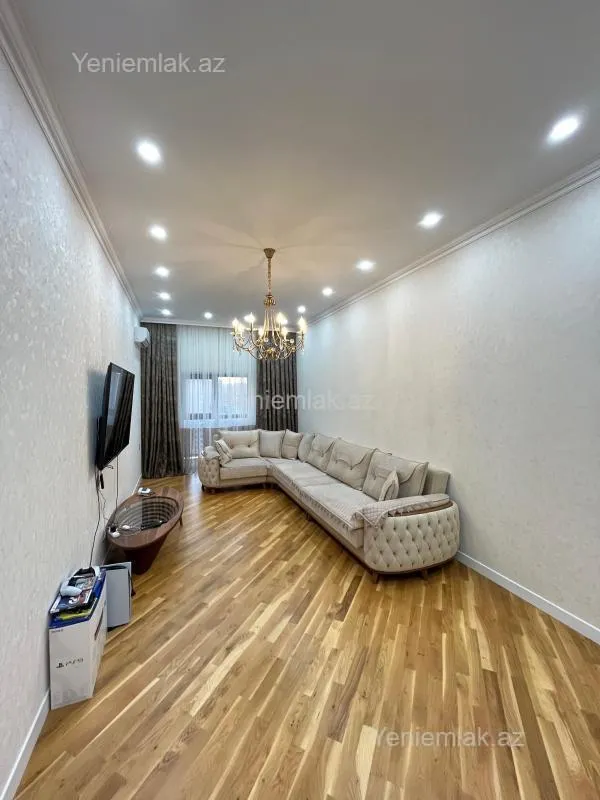 Satılır 3 otaqlı yeni tikili 140 m²