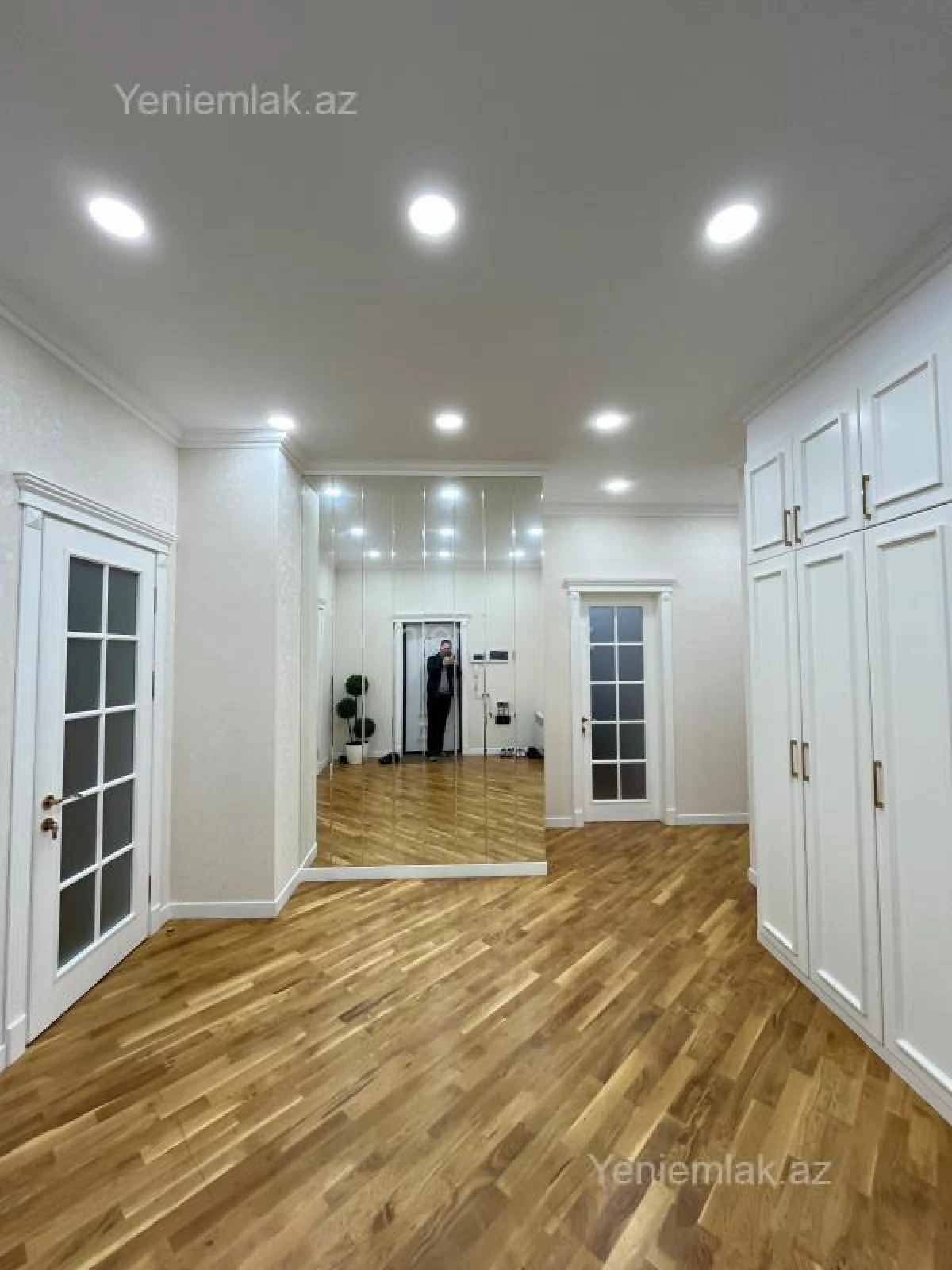 Satılır 3 otaqlı yeni tikili 140 m²